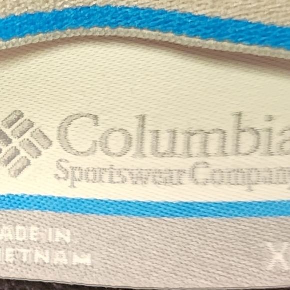 Vintage Columbia Men's Black Casual Button-Down Shirt - Picture 3 of 4